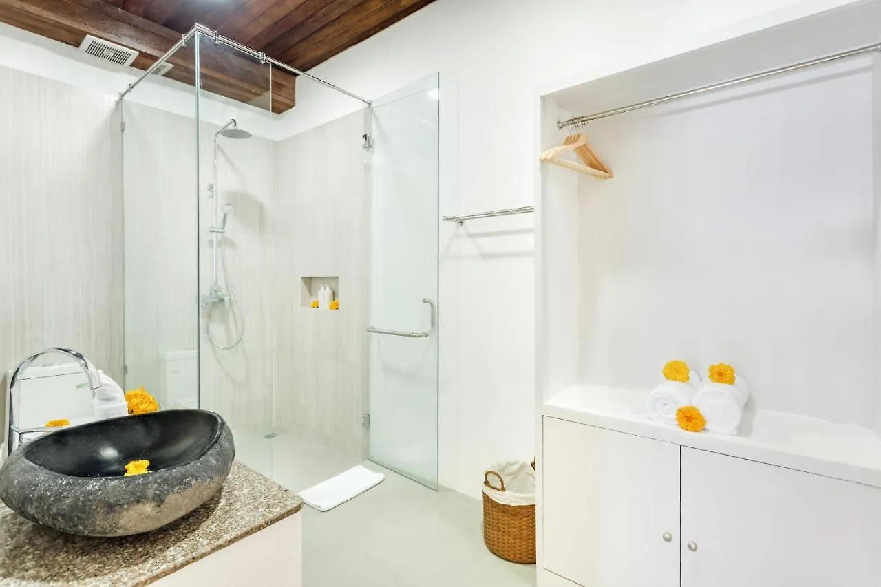 Villa Lavana - 3 Bedrooms Seminyak Indonezja